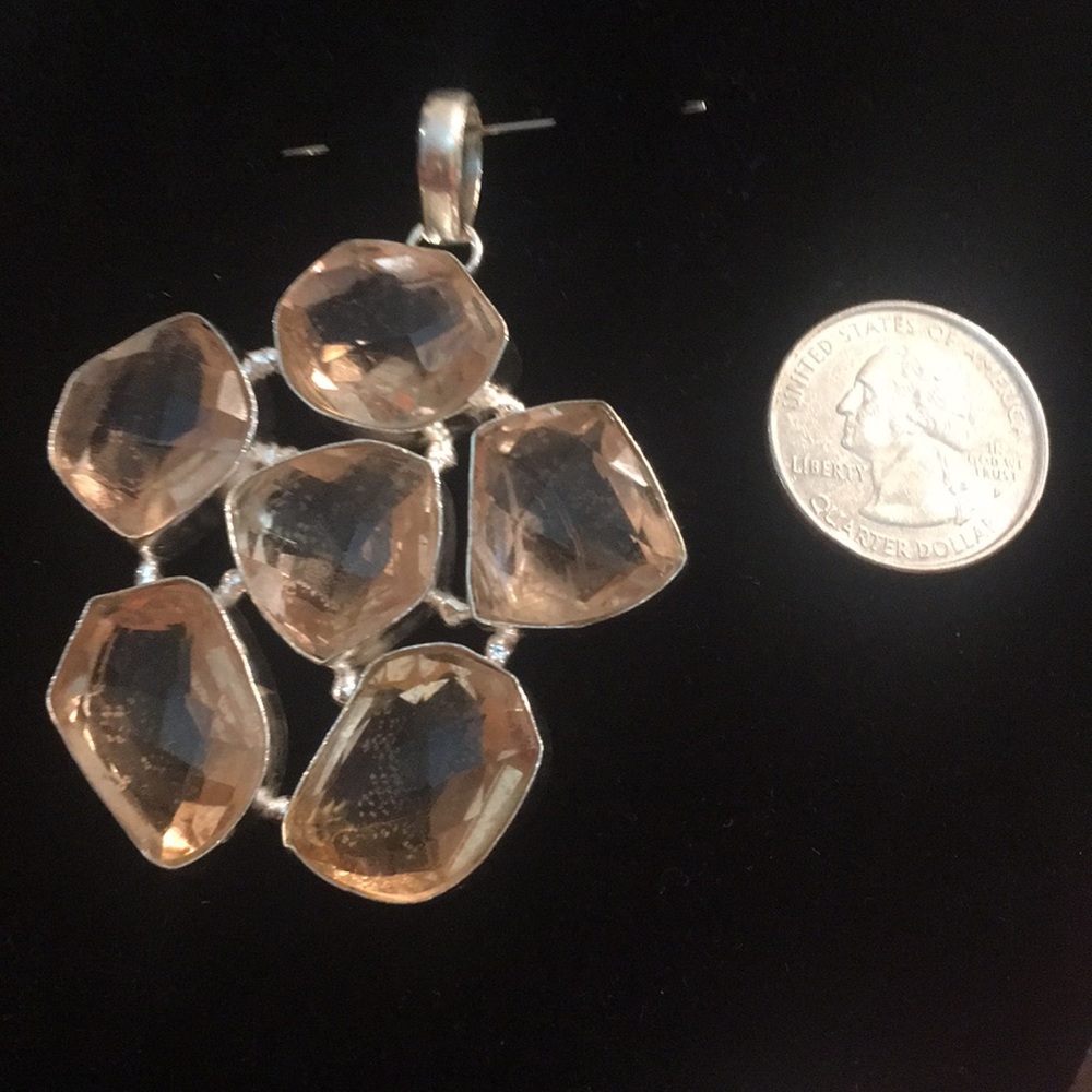 32g Peach quartz .925 silver pendant necklace 2.5”